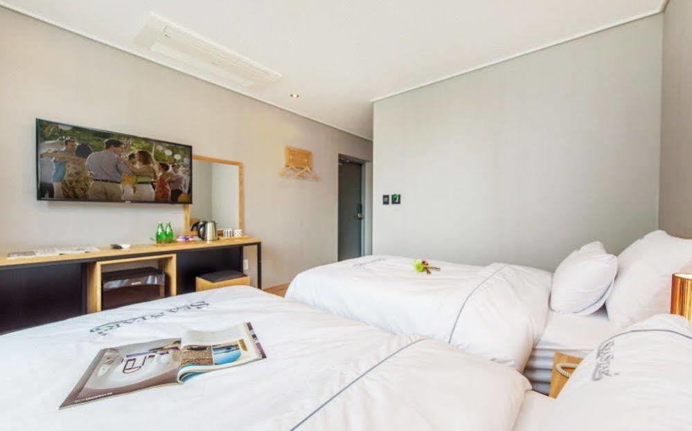 Sea Star Hostel Yeosu Exterior foto